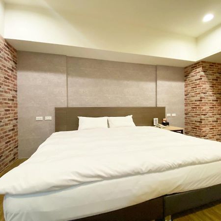 Taichung Old F Hotel Экстерьер фото