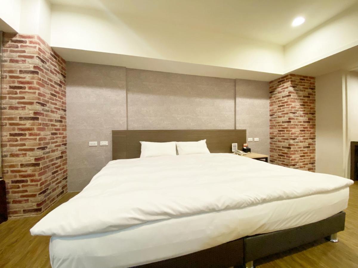 Taichung Old F Hotel Экстерьер фото