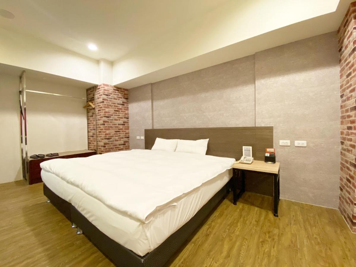 Taichung Old F Hotel Экстерьер фото